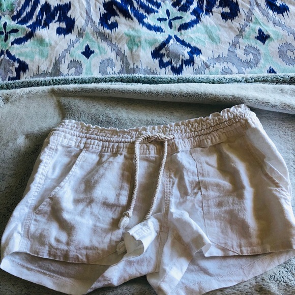 Roxy Linen Shorts - Picture 2 of 5